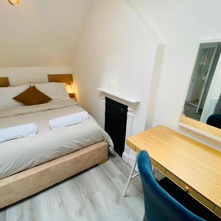 Апартаменты Cosy Flat In Лондон Экстерьер фото