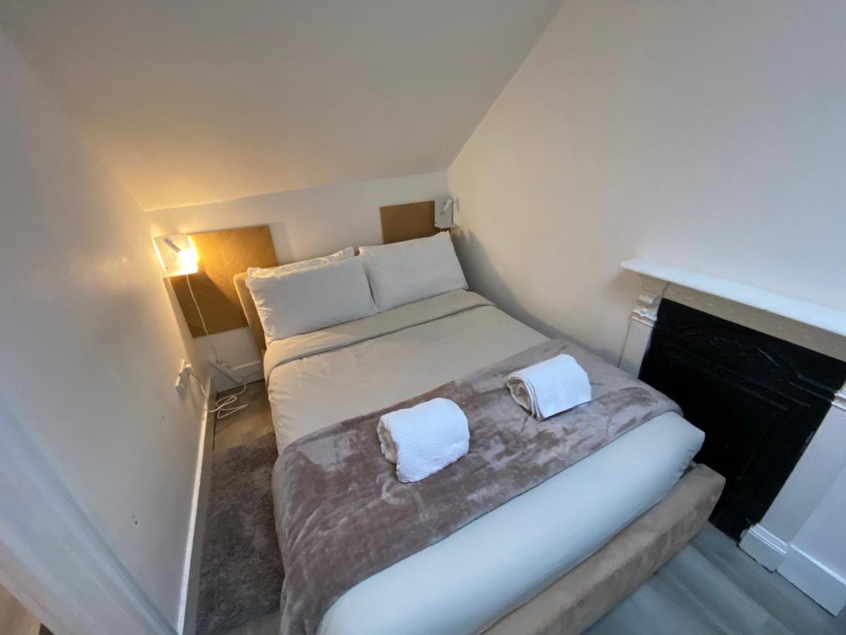 Апартаменты Cosy Flat In Лондон Экстерьер фото